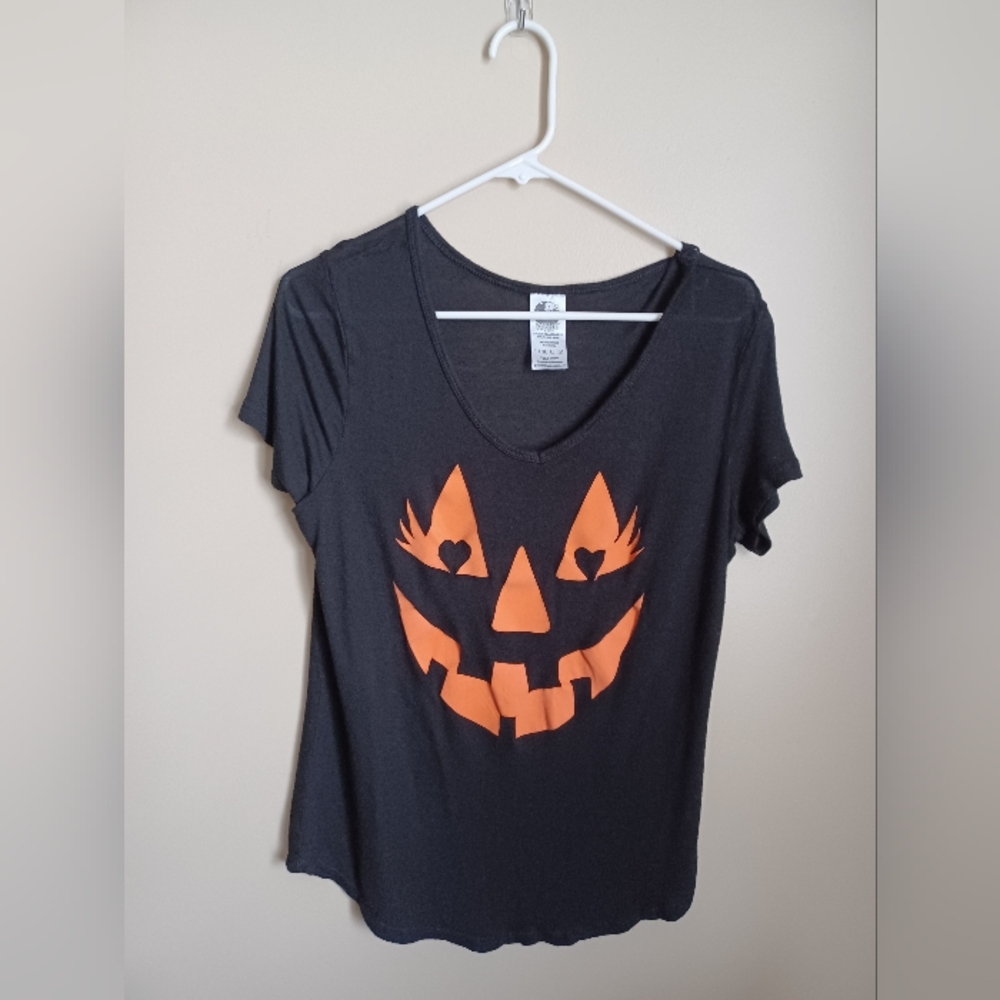 Women's Size XL Pumpkin Face With Eyelashes Spirit Halloween Black T-Shirt